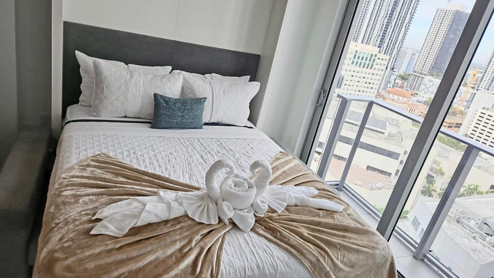 شقة Breathtaking 1Br In The Heart ميامي المظهر الخارجي الصورة